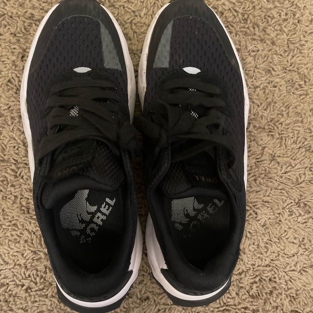 Sorel tennis shoes